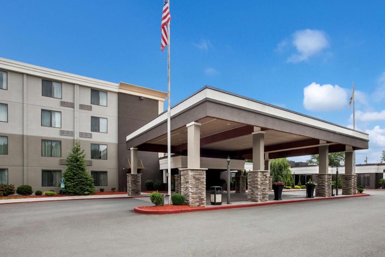 Best Western Hunt'S Landing Hotel Matamoras Milford Exterior photo